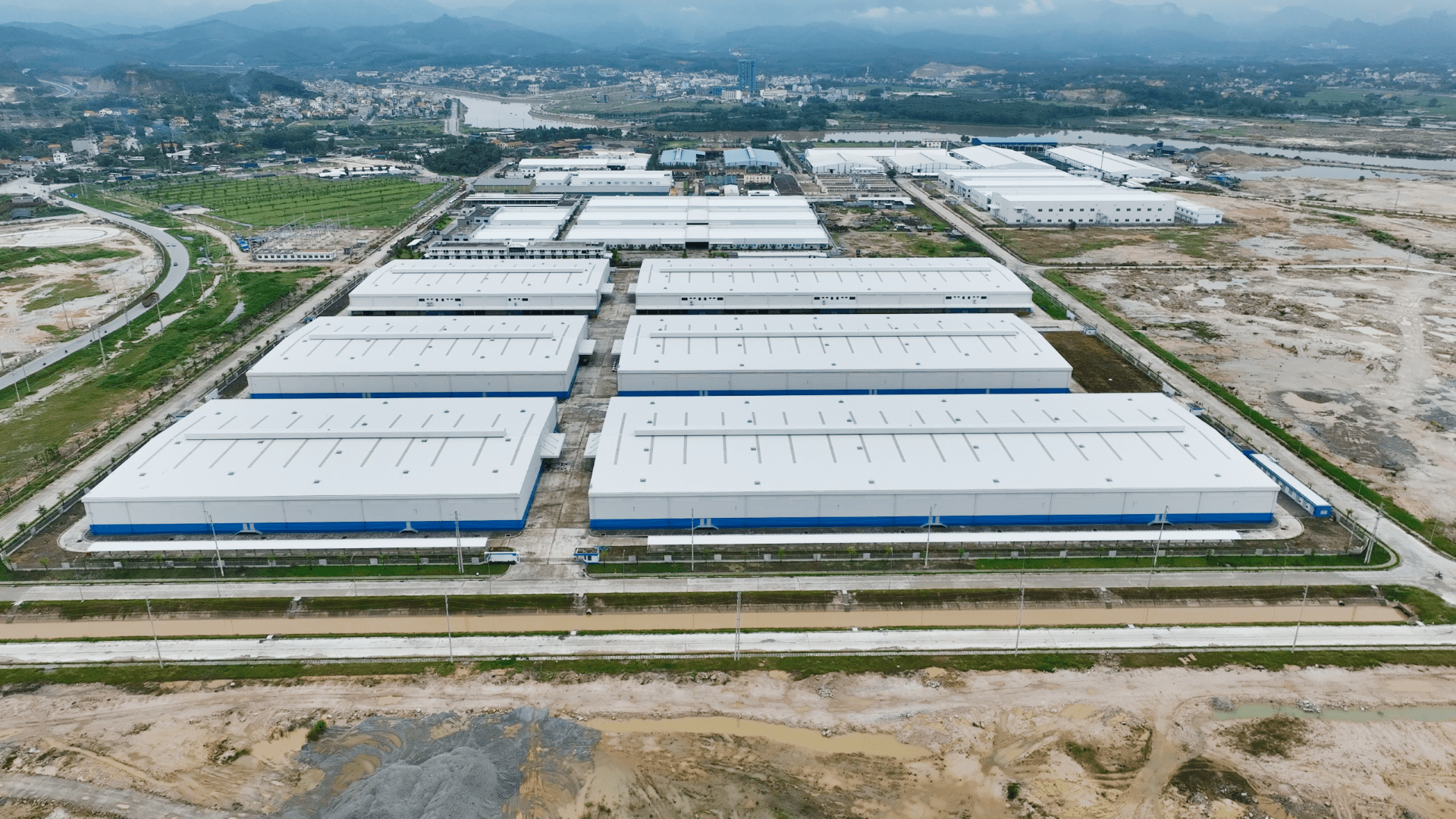 Nhà máy Ô Tô Thành Công Việt Hưng