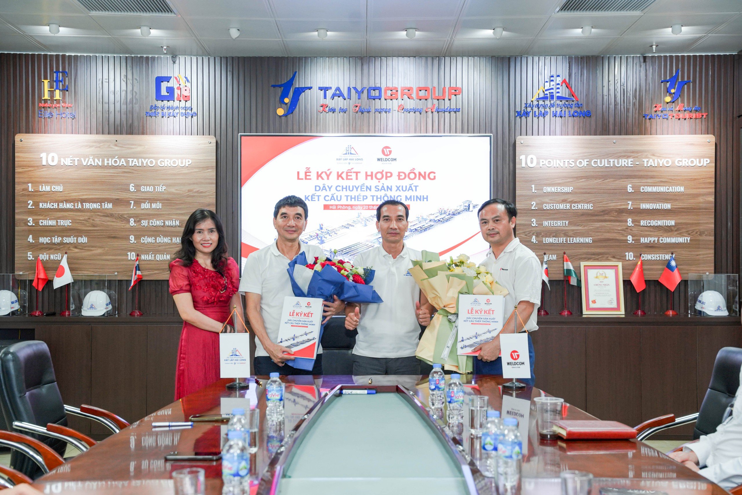 XÂY LẮP HẢI LONG & WELDCOM KÝ KẾT HỢP ĐỒNG DÂY CHUYỀN SẢN XUẤT KẾT CẤU THÉP THÔNG MINH