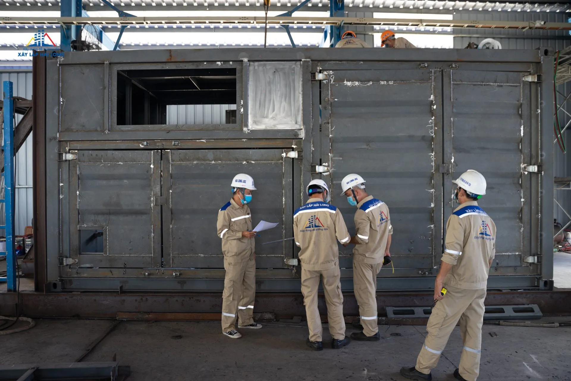 Container công nghệ cao